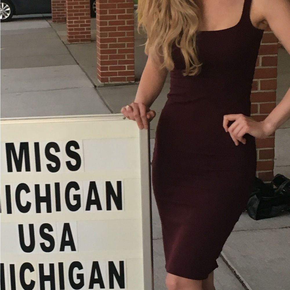Burgundy midi dress American apparel XS